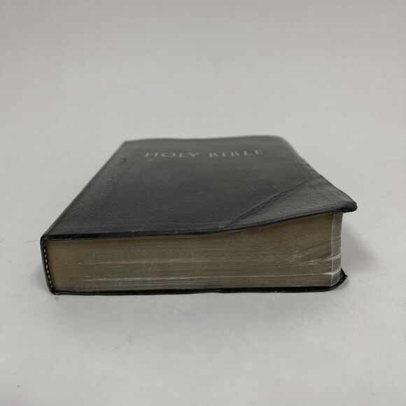 Holy Bible King James Version Reference Black Large Print Zondervan - Picture 3 of 10